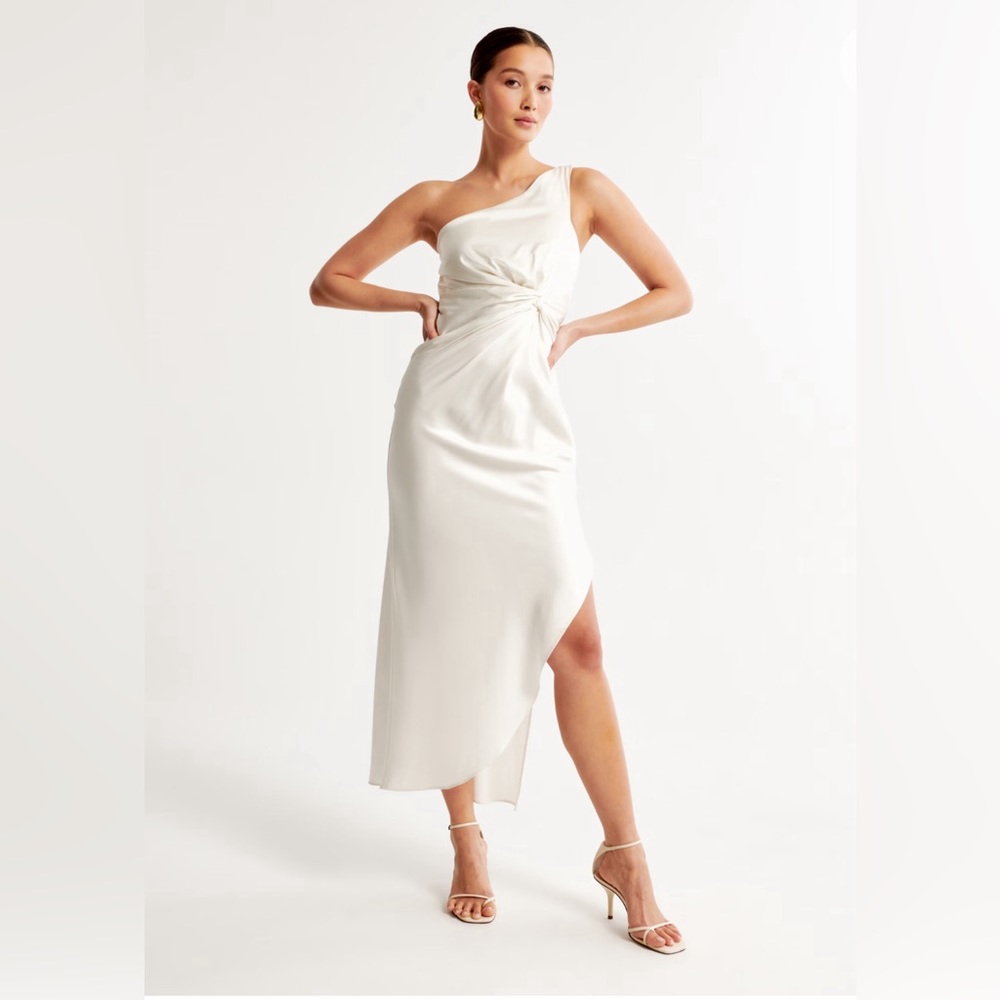 Abercrombie 
Satin One-Shoulder Dress